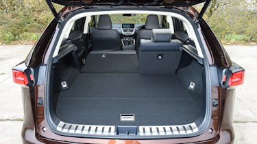 Lexus NX 300h - boot