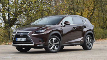 Lexus NX 300h - front static