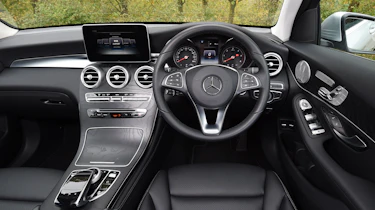 Mercedes GLC - dash