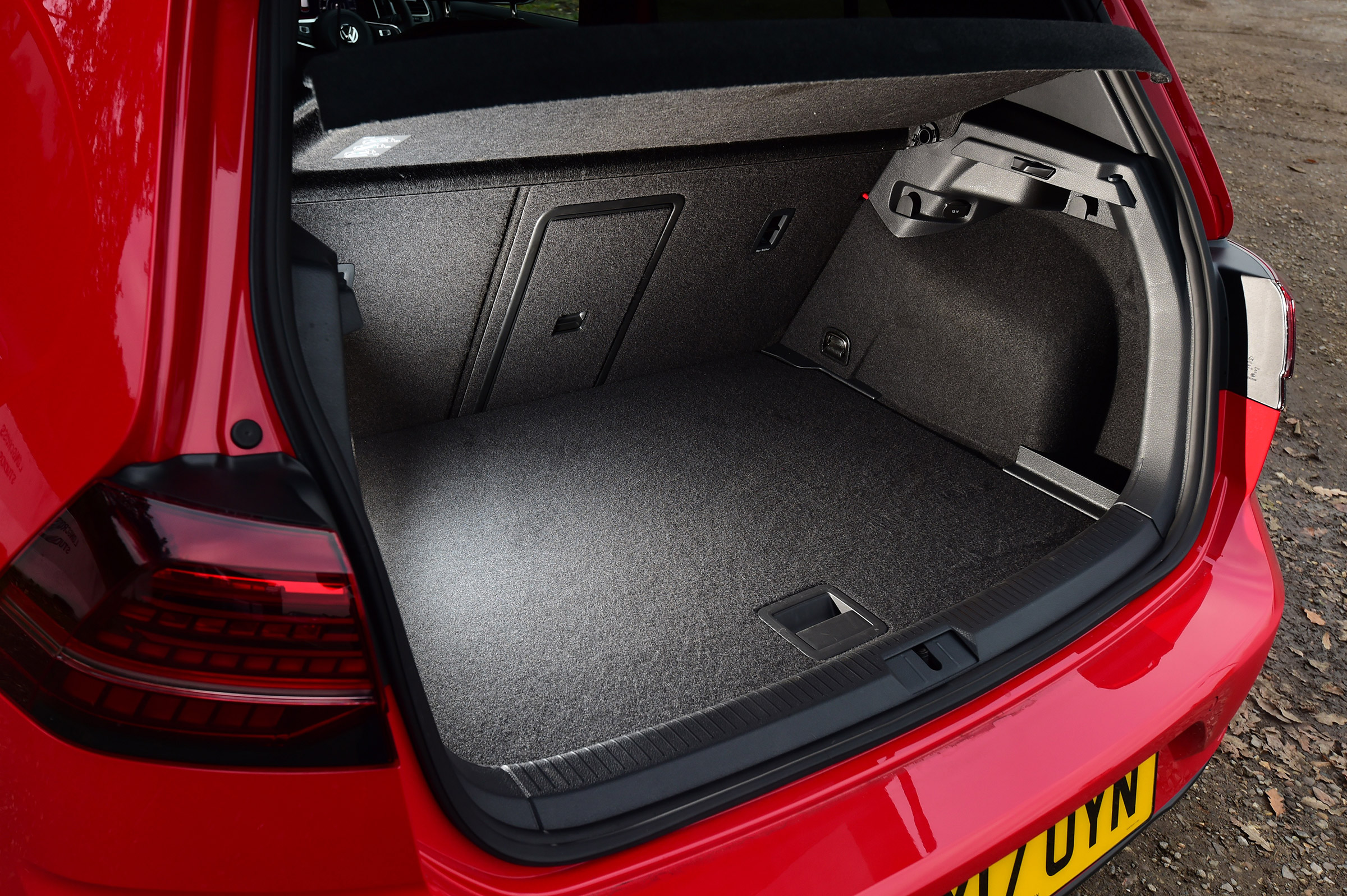 Volkswagen Golf GTI Performance Pack - boot