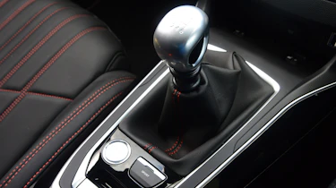 Peugeot 308 SW - transmission