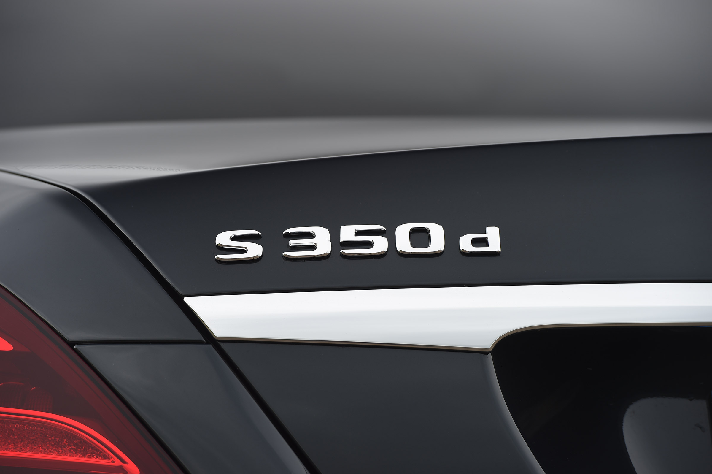 Mercedes S-Class - S 350 d badge