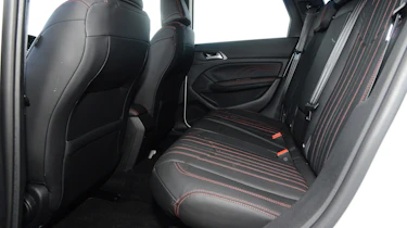 Peugeot 308 SW - rear seats