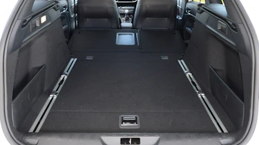 Peugeot 308 SW - boot seats down