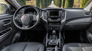 Fiat Fullback Cross - dash