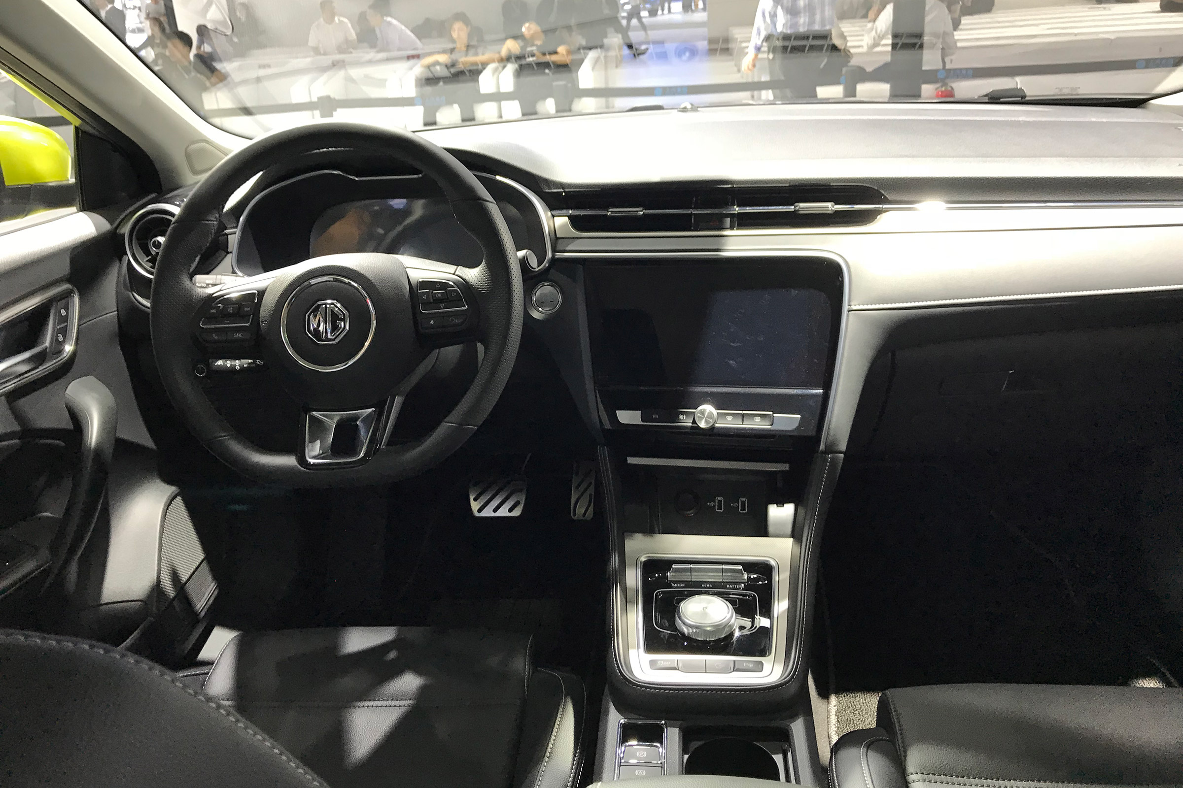 MG 6 motor show interior
