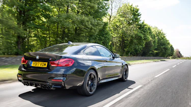 BMW M4 2017 facelift rear tracking