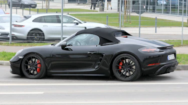 Porsche 718 Boxster Spyder - side