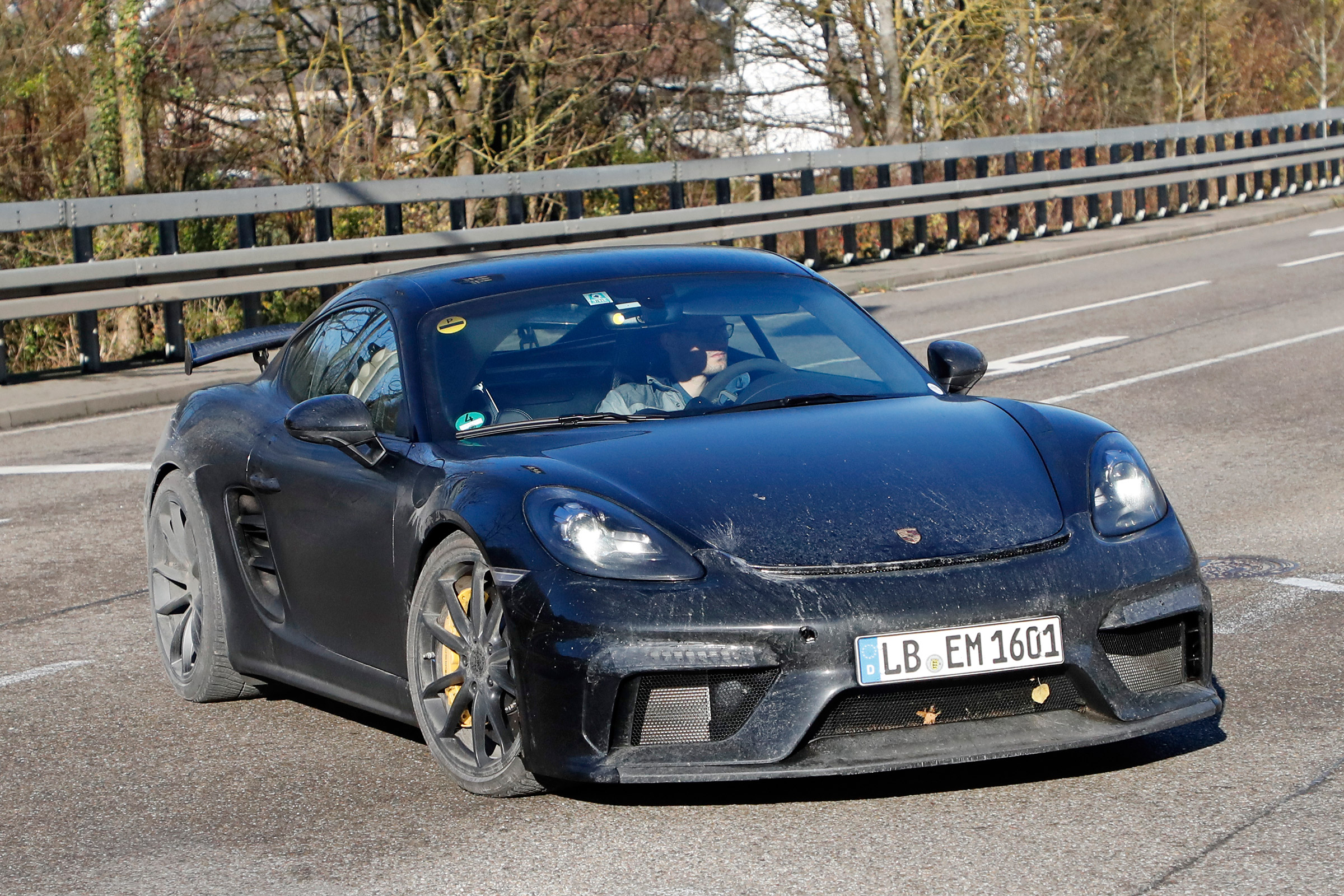 Porsche 718 Cayman GT4 front side
