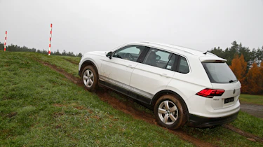 Volkswagen Tiguan MHEVplus - rear