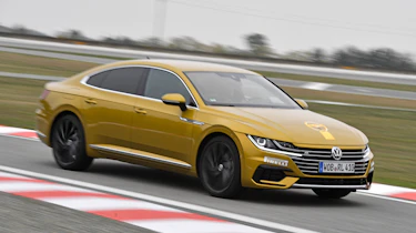Volkswagen Arteon - Golden Steering Wheel 2017 front action