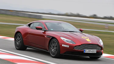 Aston Martin DB11 - Golden Steering Wheel 2017 front