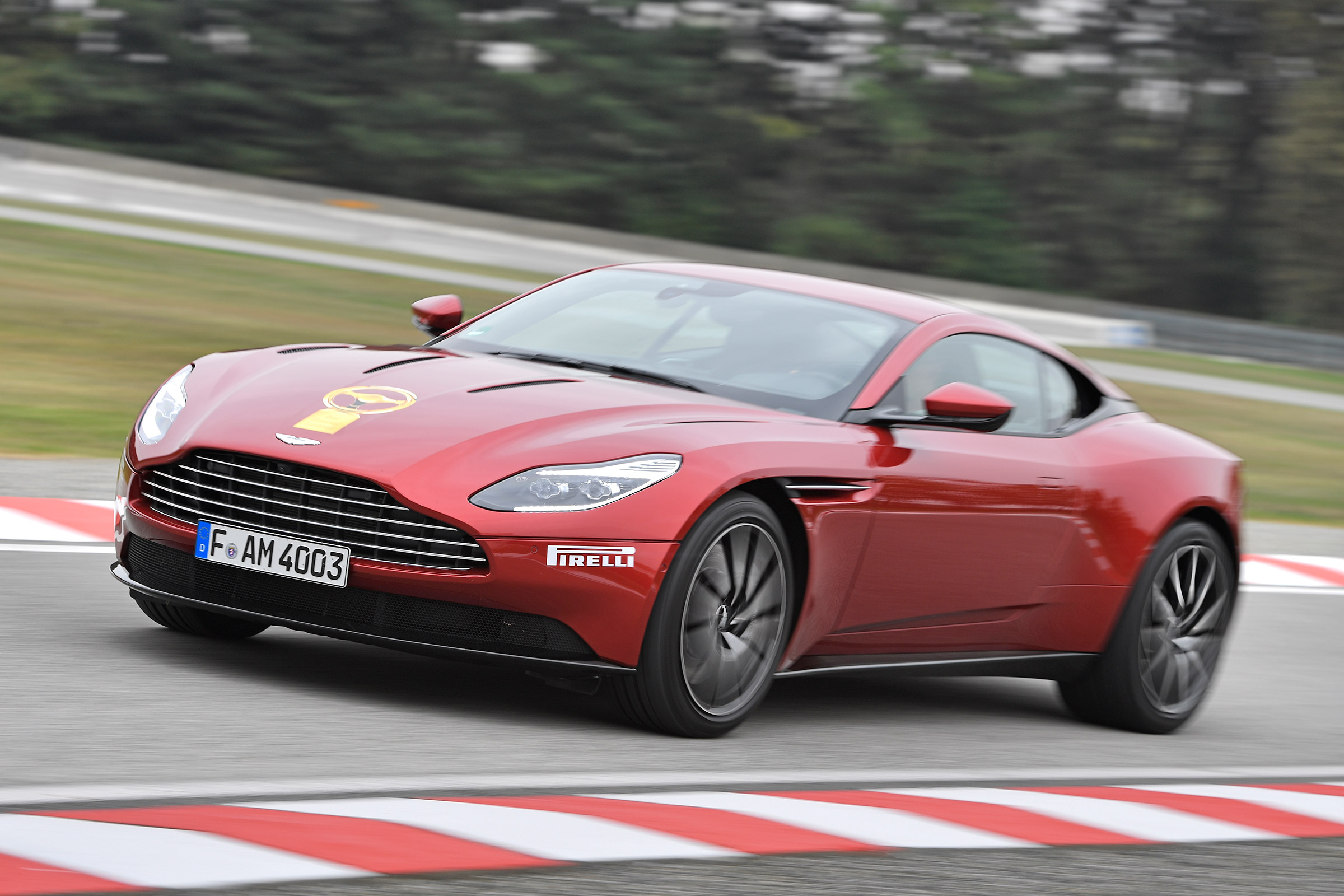 Aston Martin DB11 - Golden Steering Wheel 2017 front action
