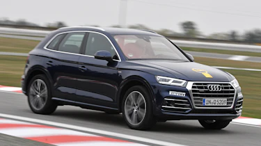 Audi Q5 - Golden Steering Wheel 2017 front action