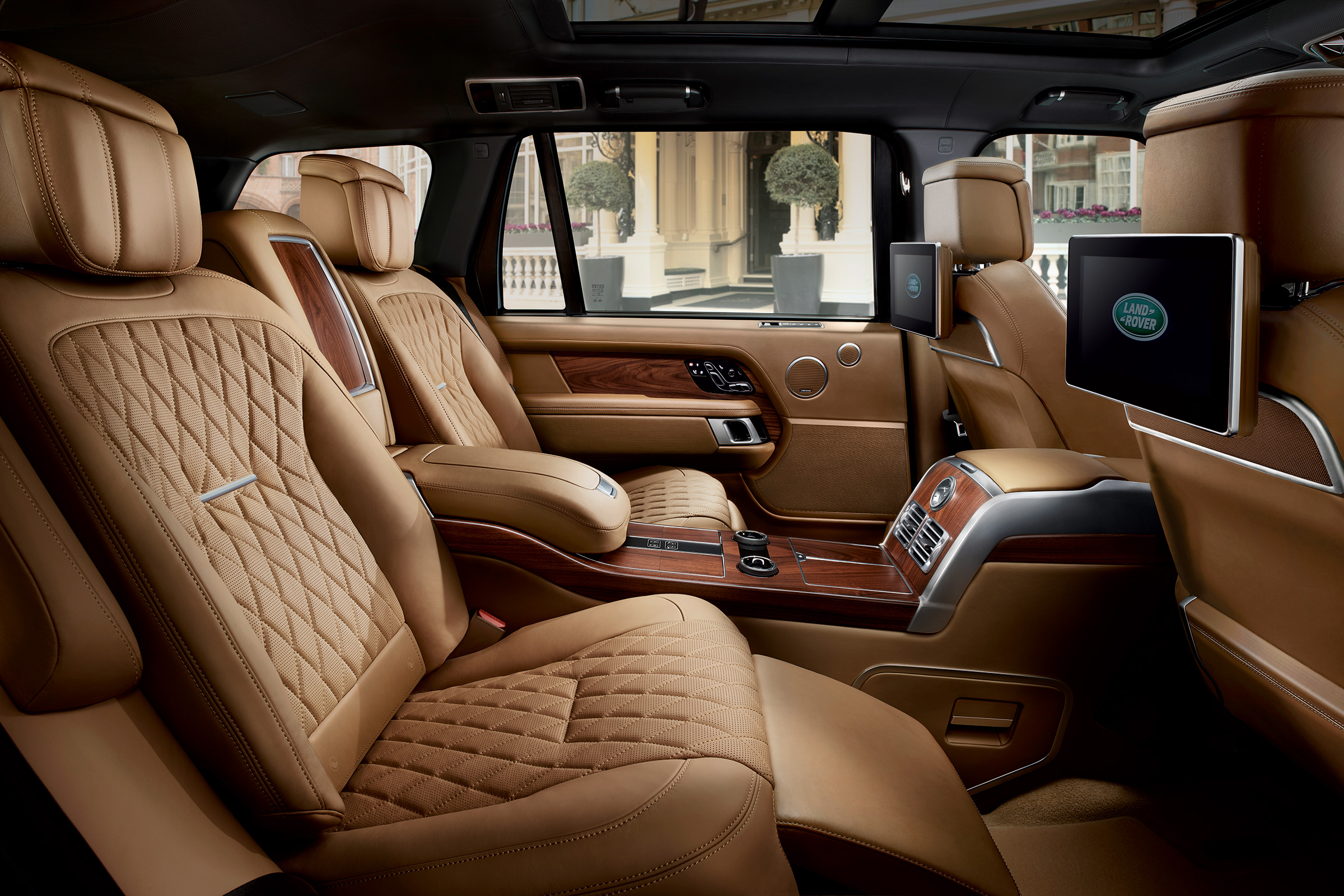 Range Rover SVAutobiography - interior