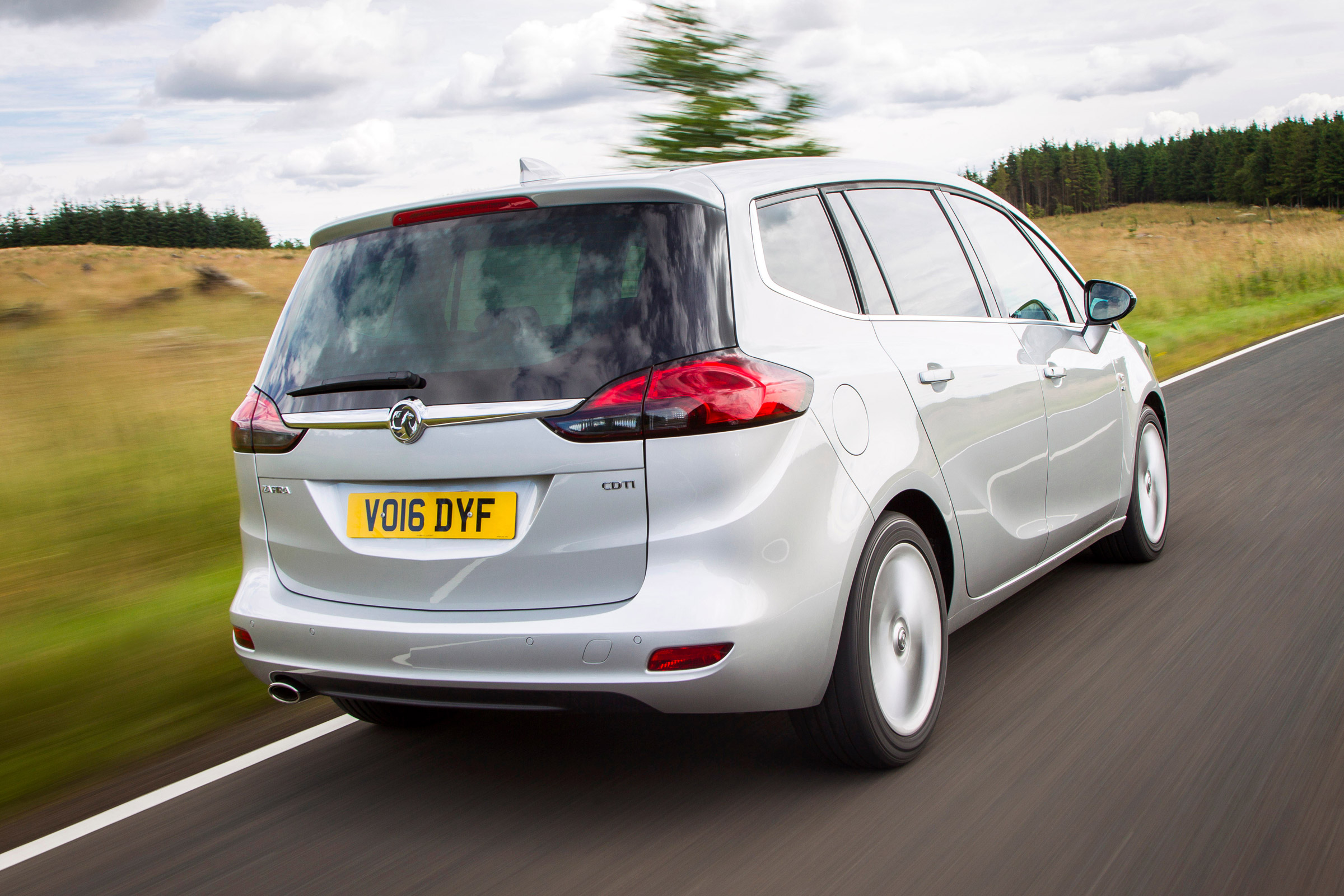 Vauxhall Zafira Tourer 2016 tracking
