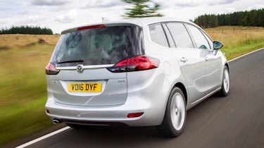 Vauxhall Zafira Tourer 2016 tracking