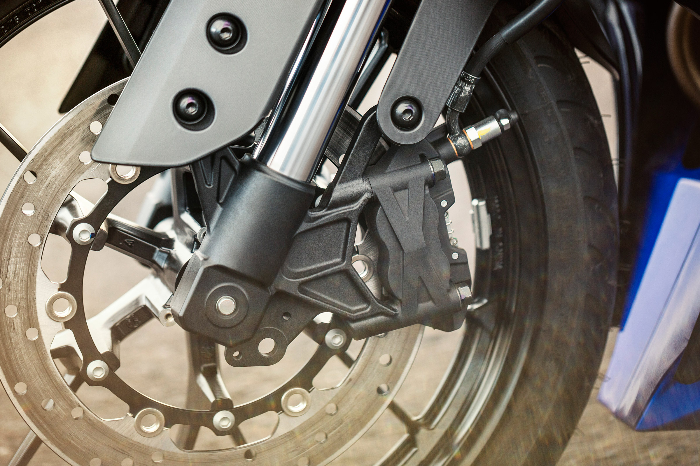 Yamaha YZF-R125 disc