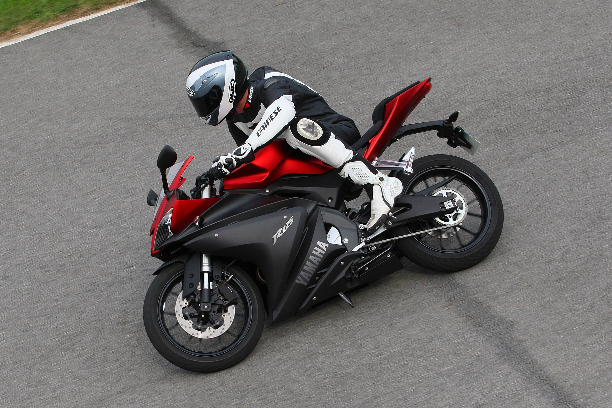 Yamaha YZF-R125 high