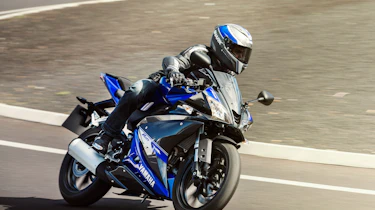 Yamaha YZF-R125 track