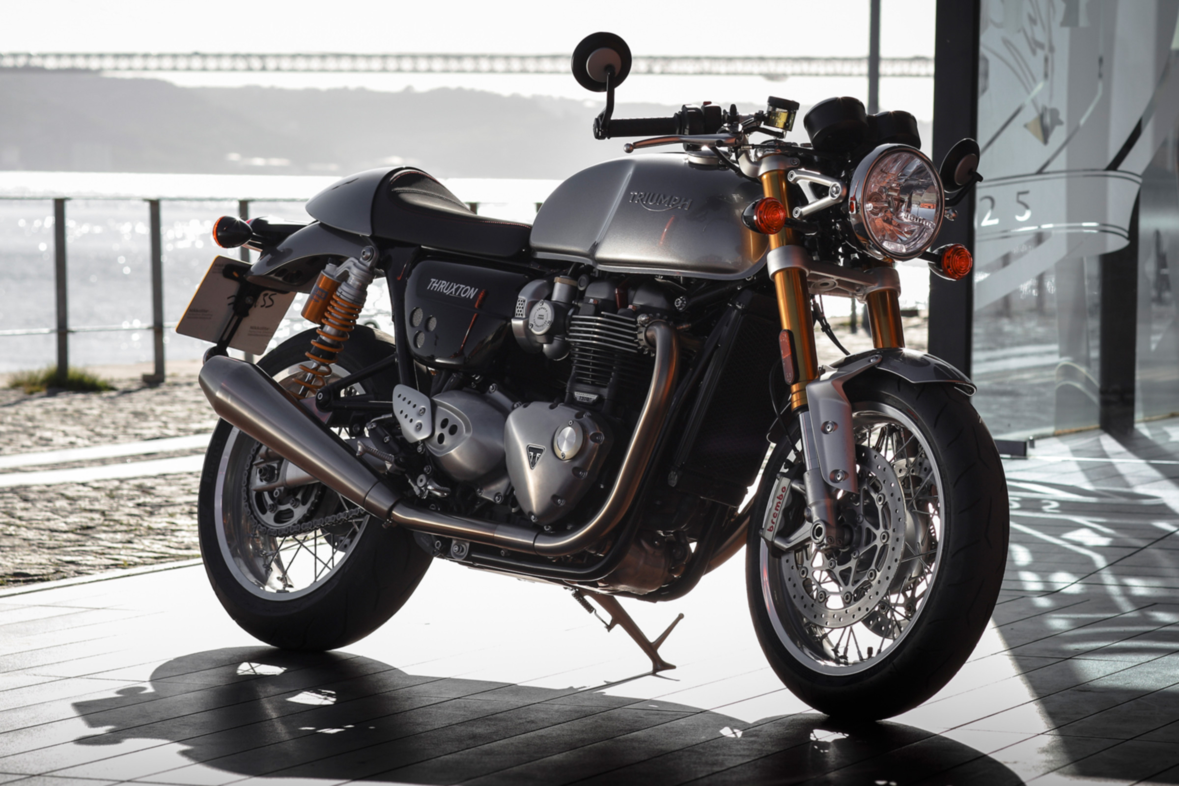 Triumph Thruxton R review - static front