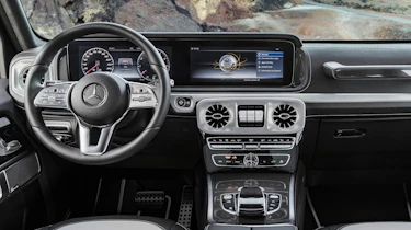 Mercedes G-Class - dash