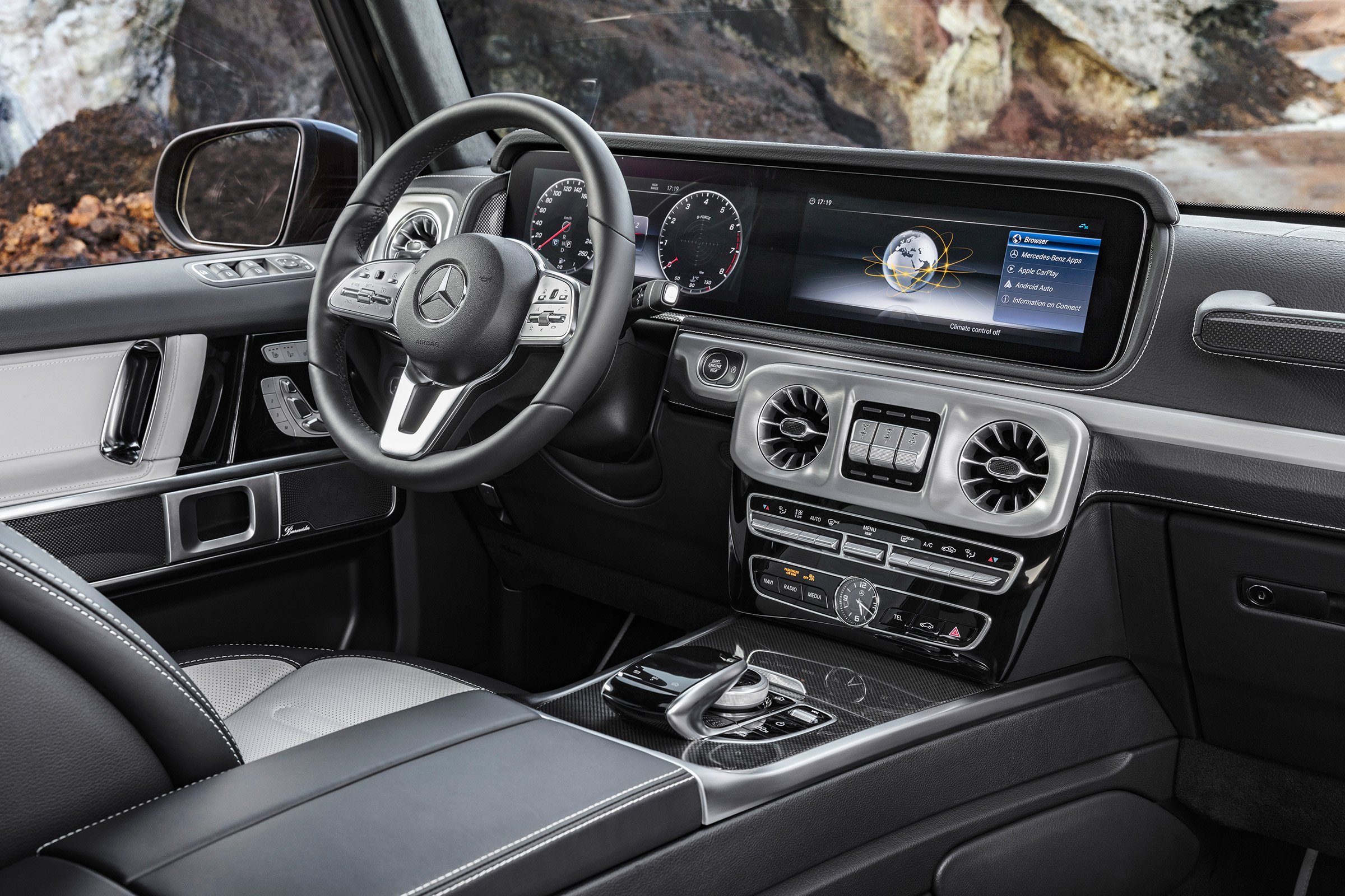 Mercedes G-Class - interior