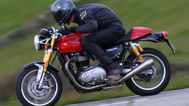 Triumph Thruxton R review - lead