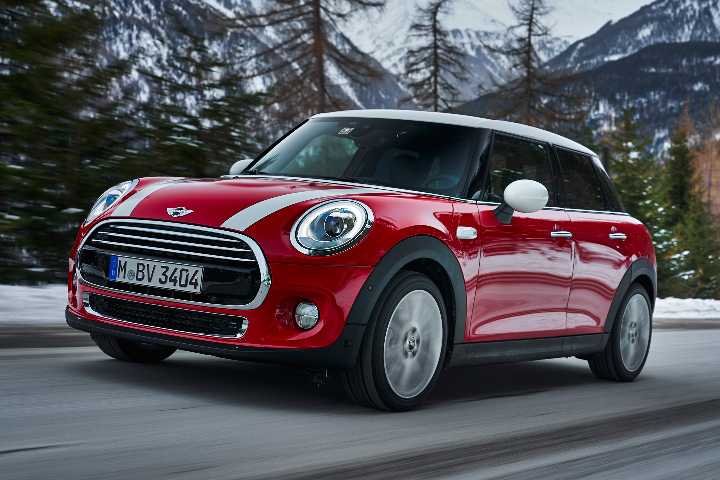 MINI Cooper D Auto - front