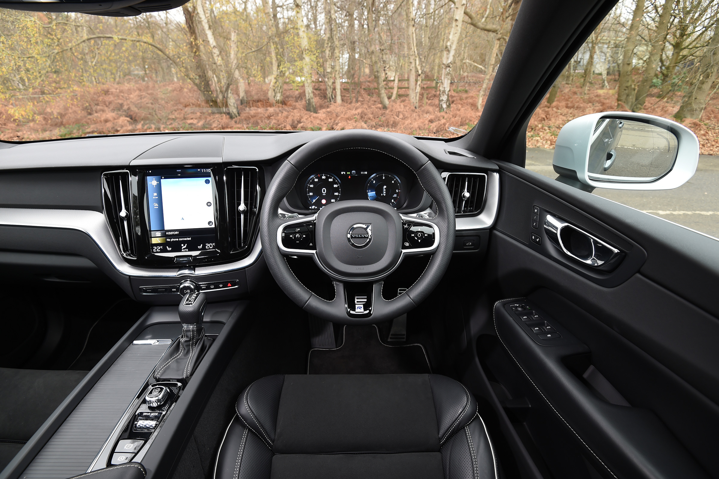 Volvo XC60 - interior