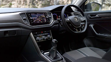 Volkswagen T-Roc - cabin