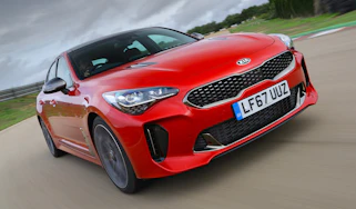 Kia Stinger - front