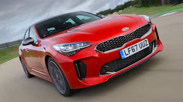 Kia Stinger - front