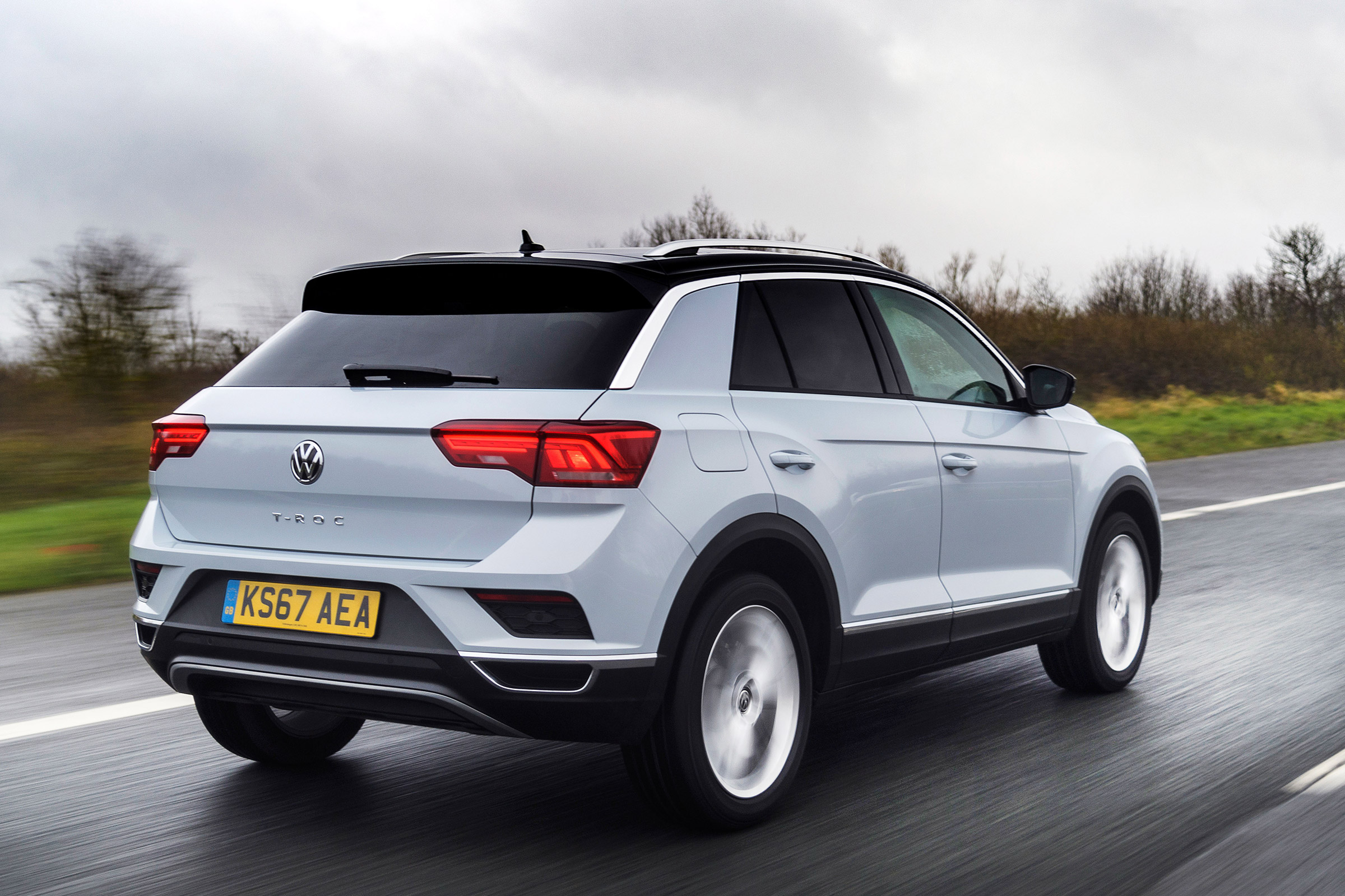Volkswagen T-Roc - rear