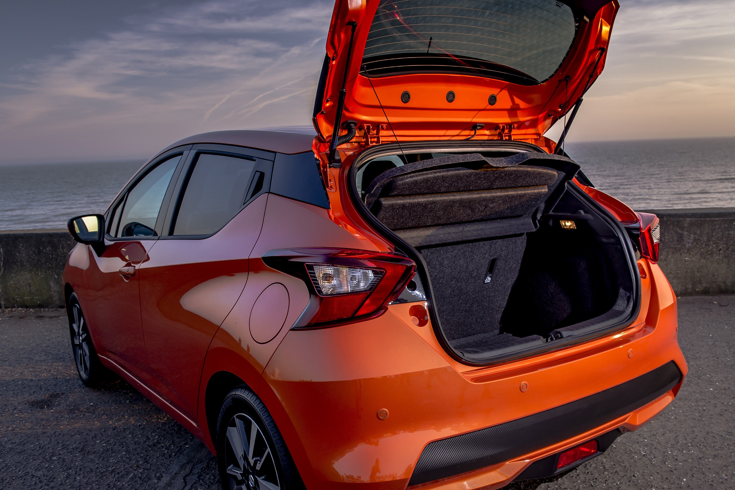 Nissan Micra - boot