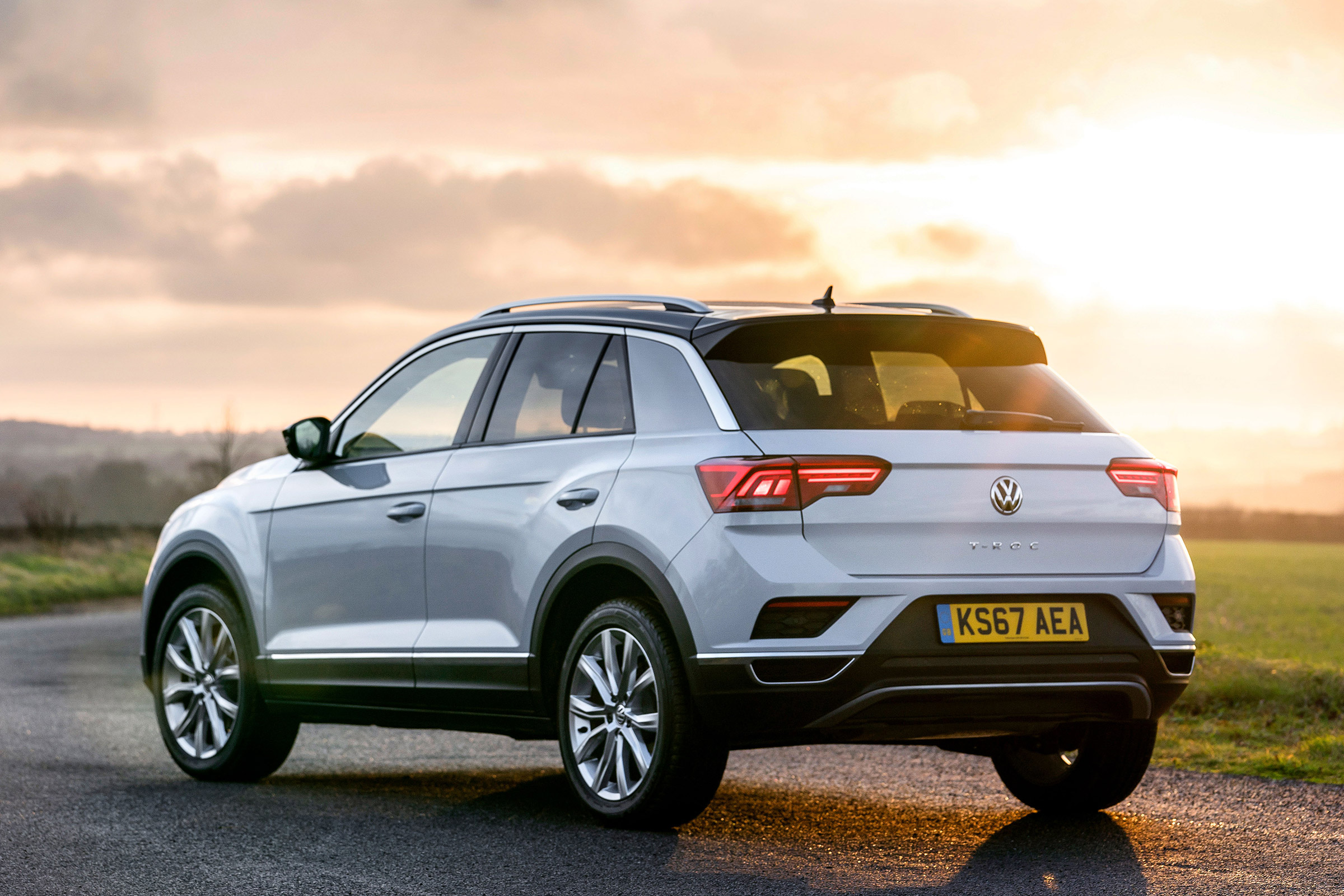 Volkswagen T-Roc - rear static