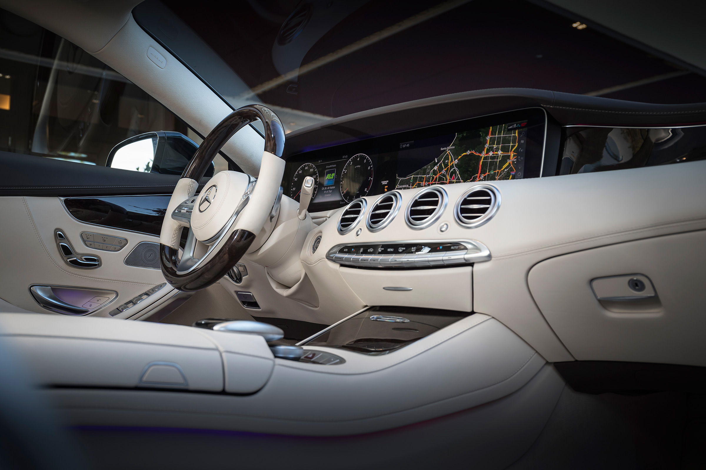 Mercedes S-Class coupe - interior