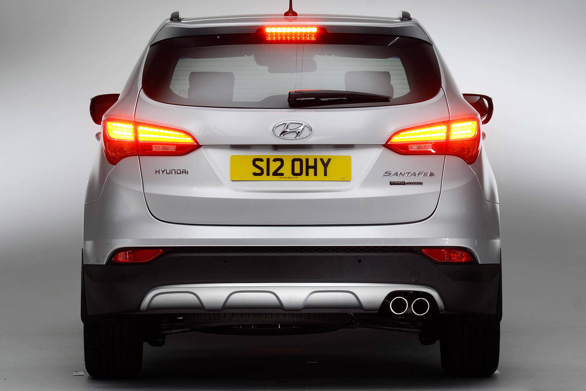 Used Hyundai Santa Fe - full rear