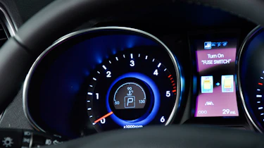 Used Hyundai Santa Fe - dials