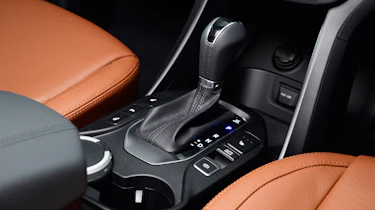 Used Hyundai Santa Fe - transmission