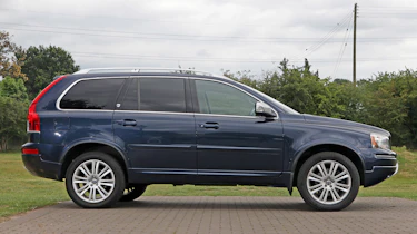 Used Volvo XC90 - side