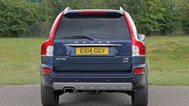 Used Volvo XC90 - full rear