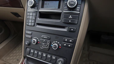 Used Volvo XC90 - centre console