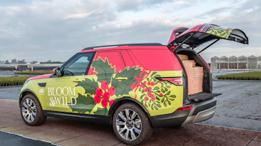 Land Rover Discovery Commercial tailgate