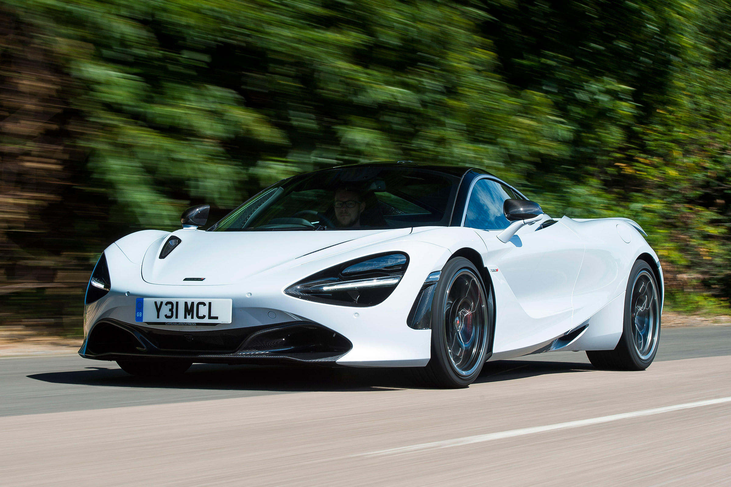 McLaren 720S - front