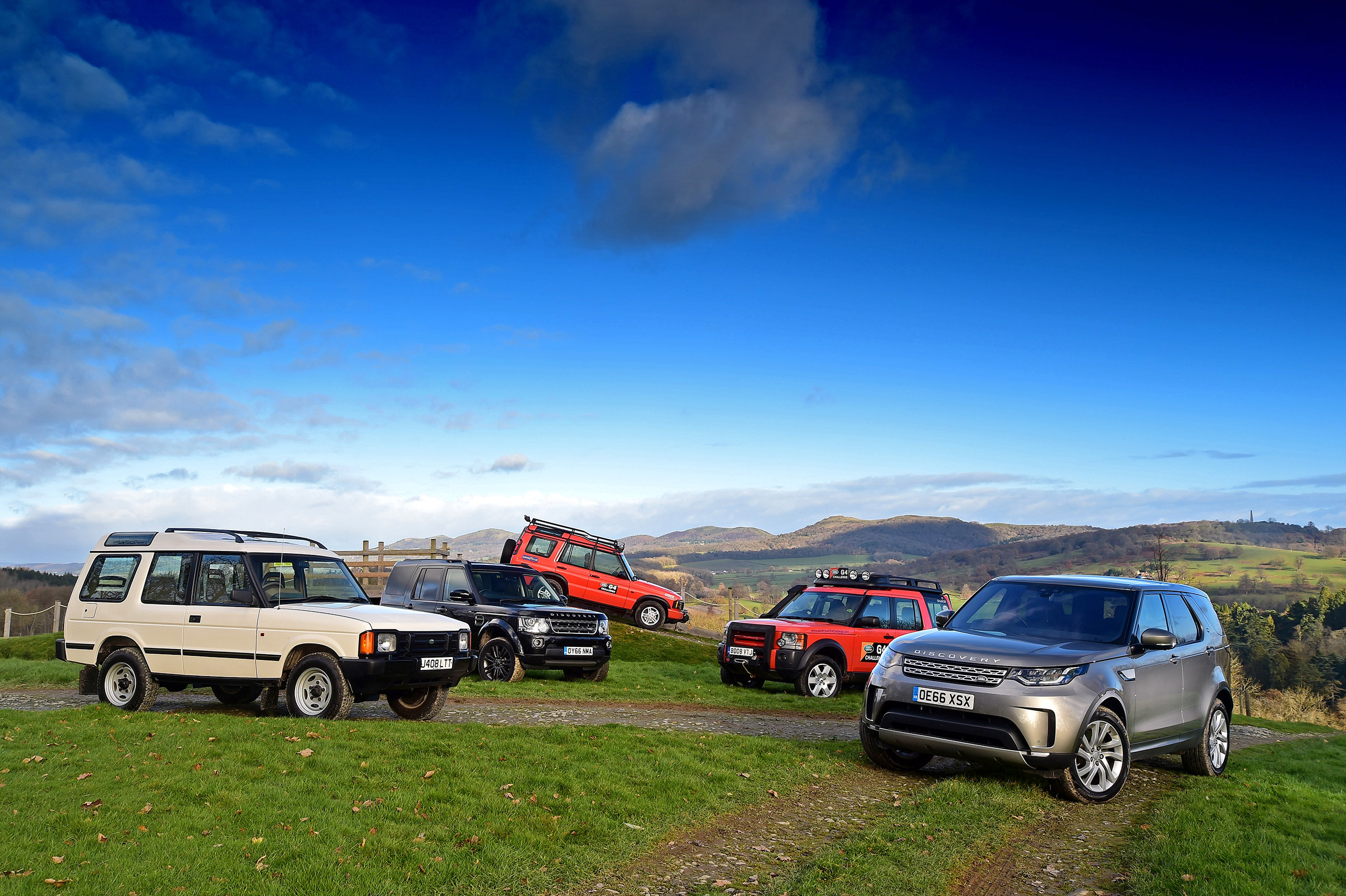 New Land Rover Discovery 5 vs 4, 3, 2 and 1 - header