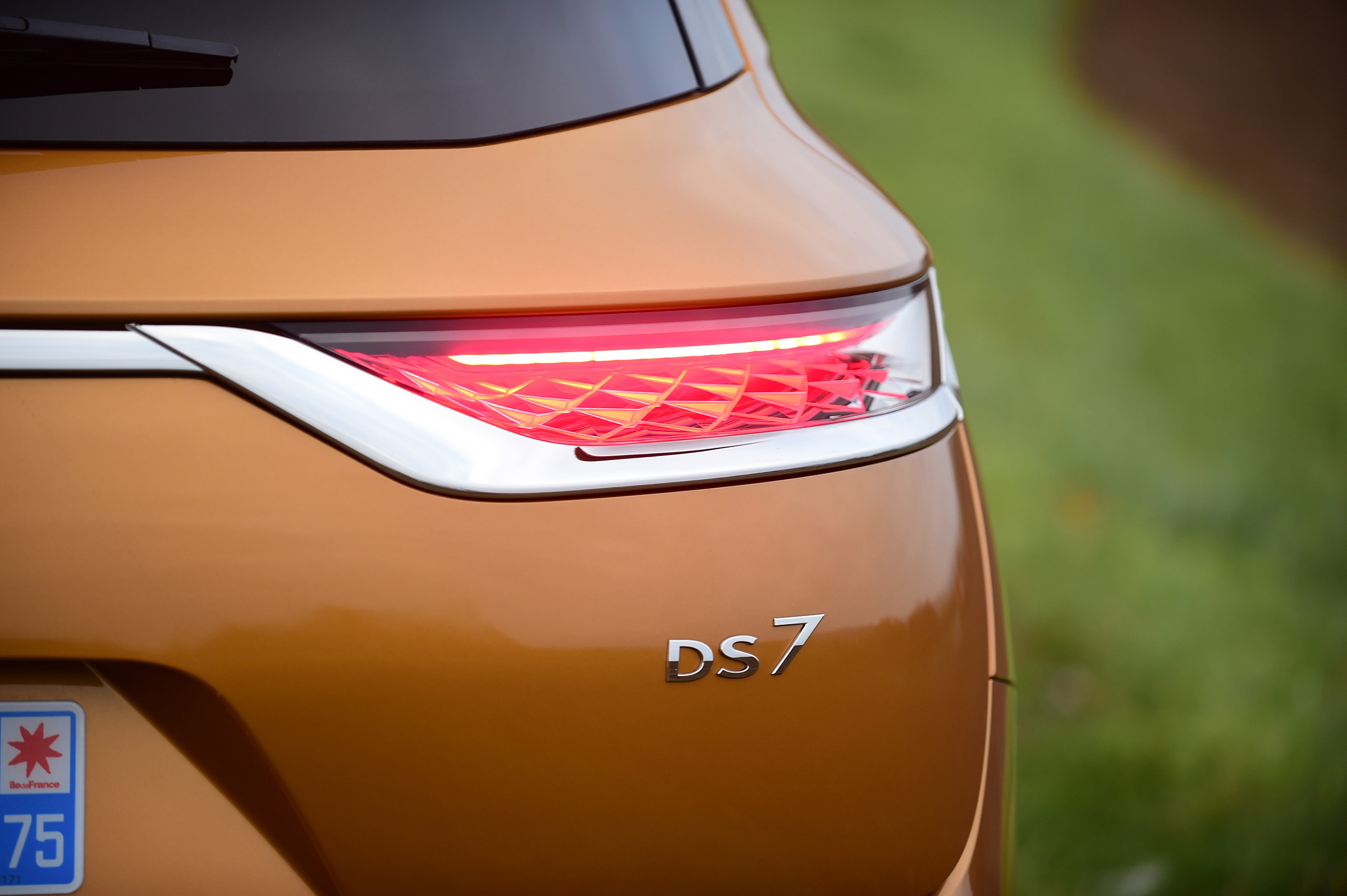 DS 7 Crossback - rear light