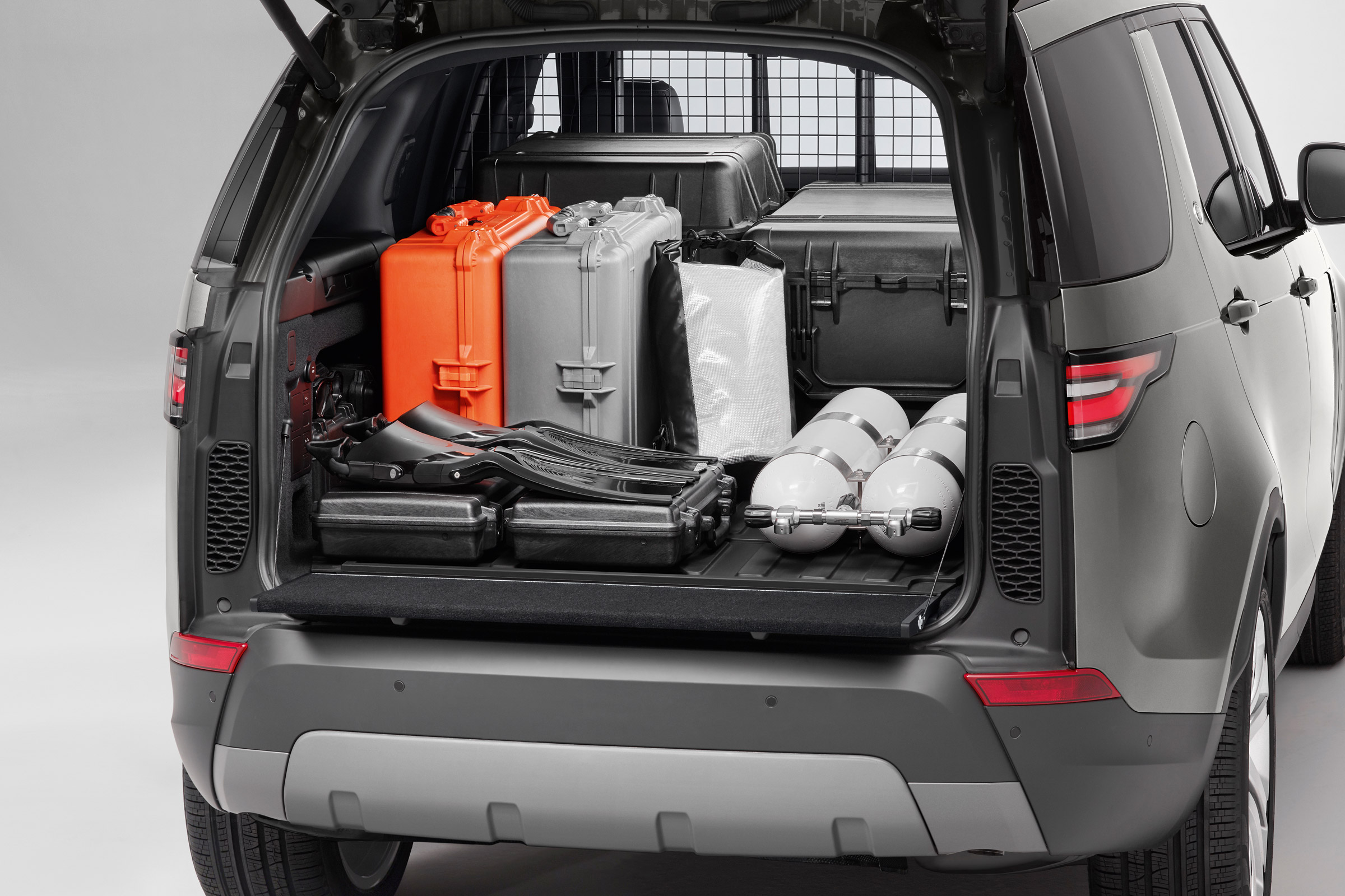 Land Rover Discovery Commercial load area