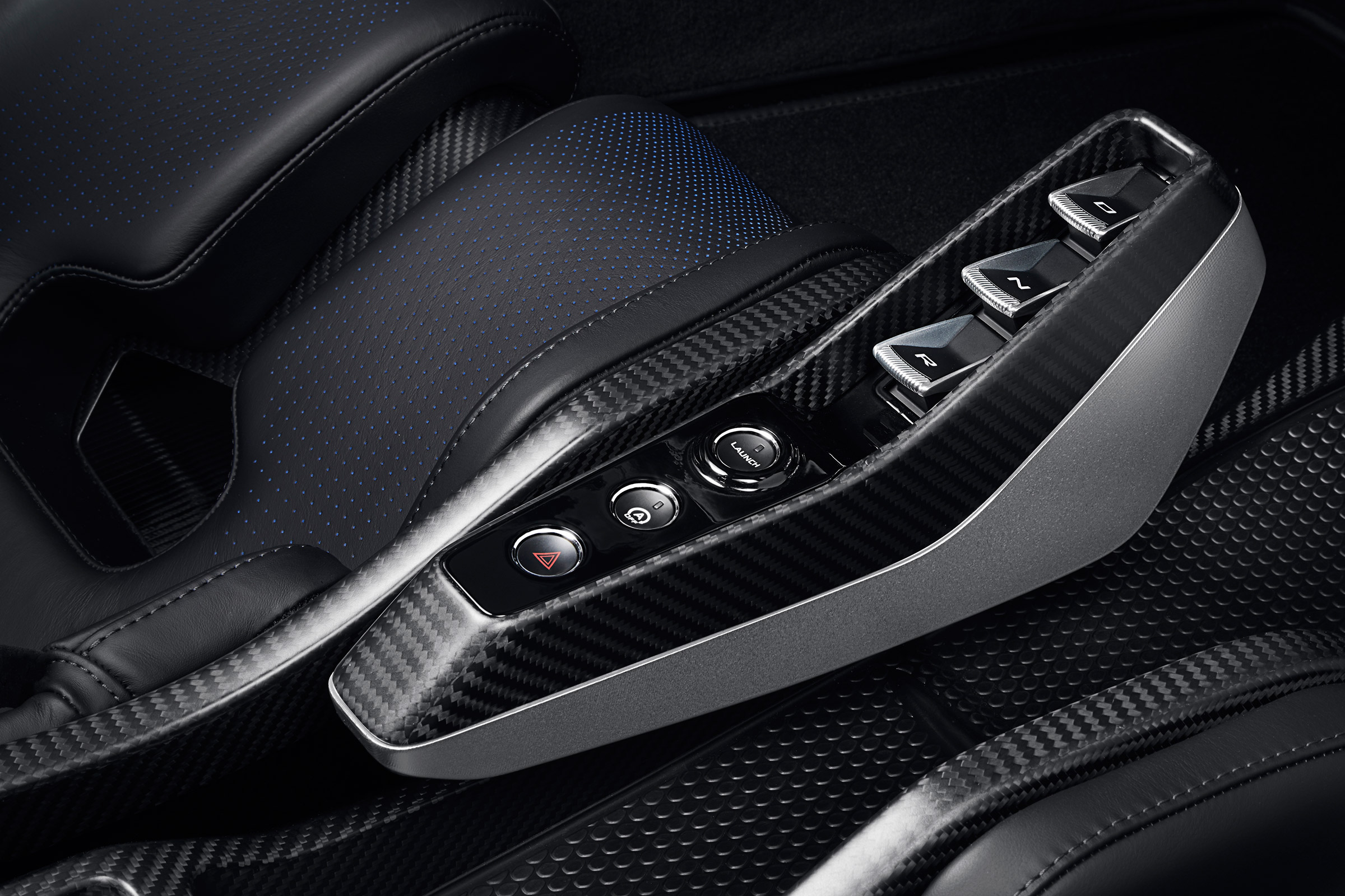 McLaren Senna - centre console