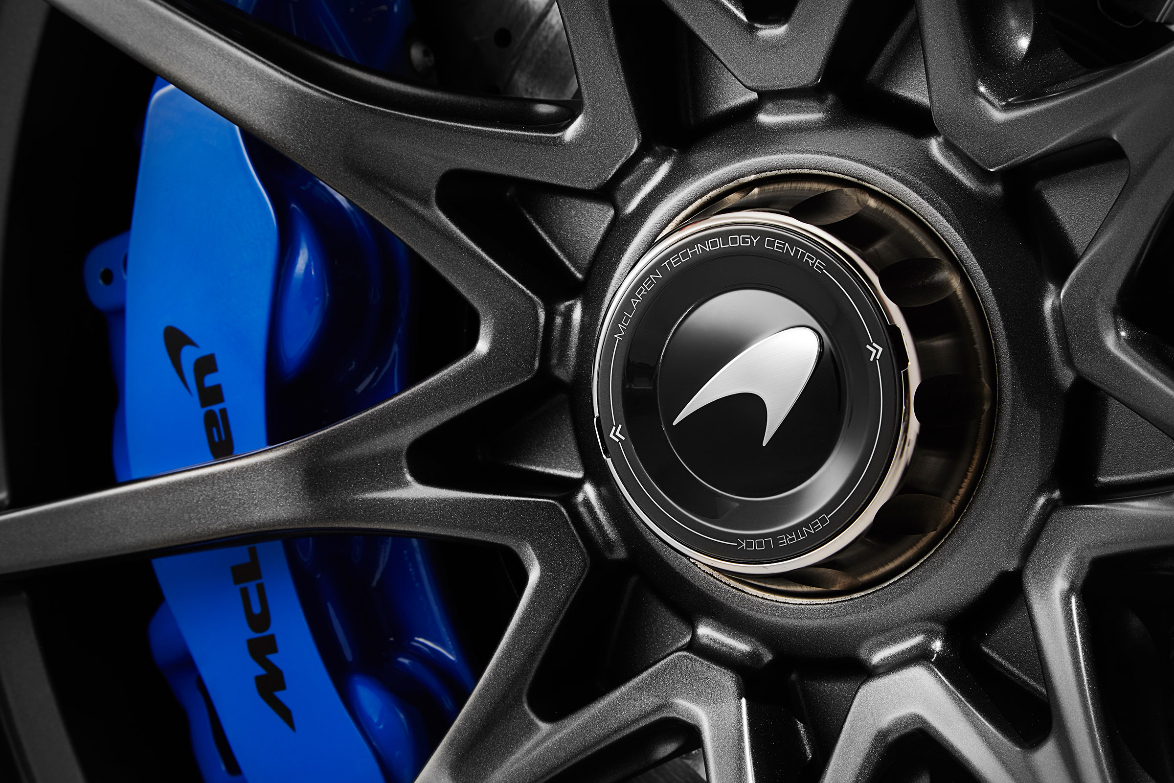 McLaren Senna - wheel detail